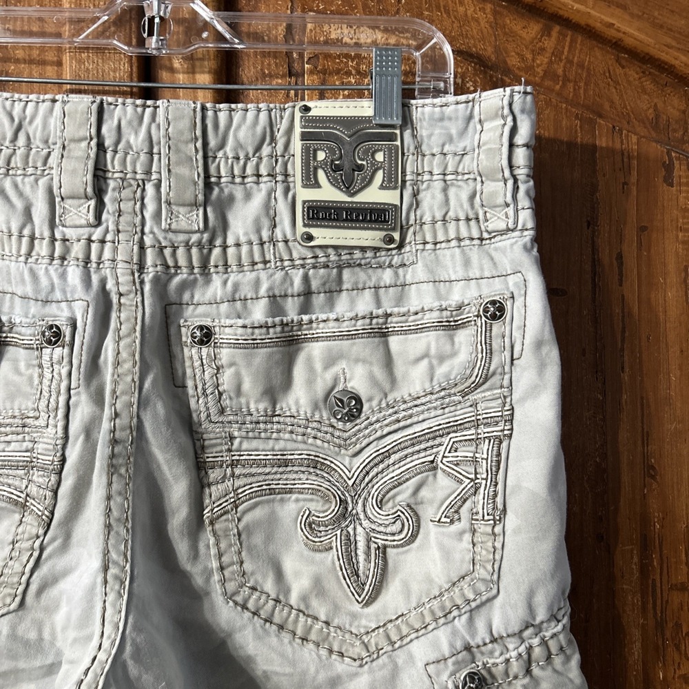 Rock Revival Classic Camo Cargo 23 Shorts Stone Embroidered Buckle Y2K Sz 34